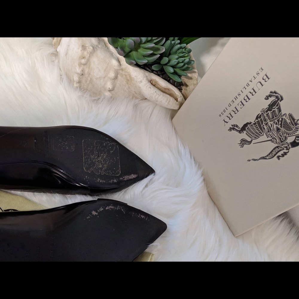 Burberry - Picture 3 of 3